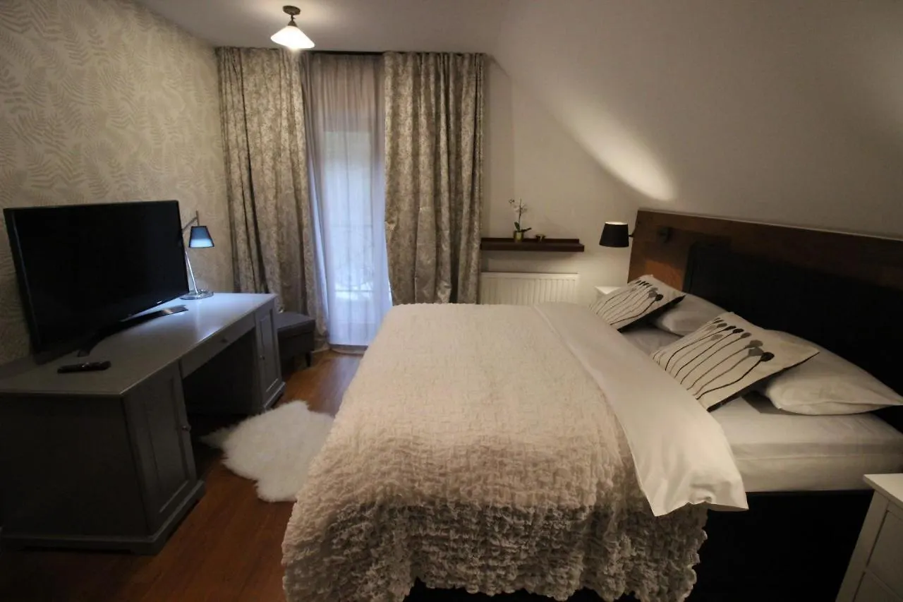 Villa VEGA Gornji Sajn